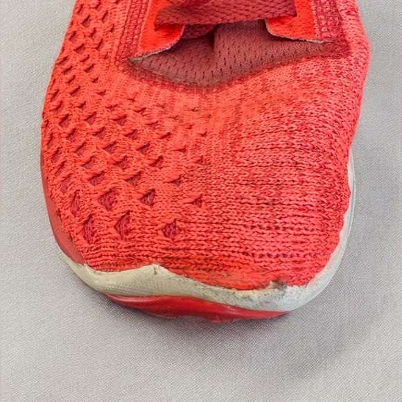 UNDER ARMOUR WOMEN’S LIGHTENING 2 - Picture 5 of 7